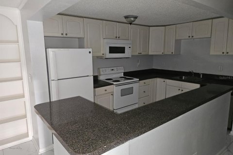 Copropriété à louer à Orlando, Floride: 2 chambres, 76.92 m2 № 2416942 - photo 7