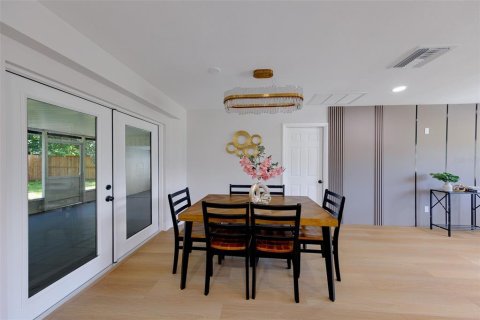 Villa ou maison à vendre à Largo, Floride: 3 chambres, 150.13 m2 № 2349679 - photo 9