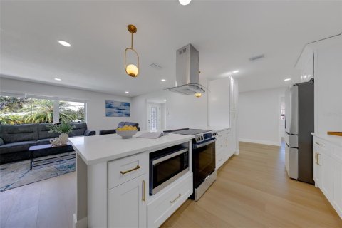 Villa ou maison à vendre à Largo, Floride: 3 chambres, 150.13 m2 № 2349679 - photo 14