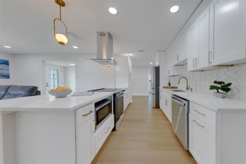 Villa ou maison à vendre à Largo, Floride: 3 chambres, 150.13 m2 № 2349679 - photo 13