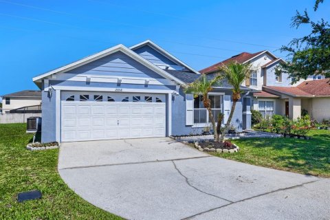 Casa en Kissimmee, Florida 3 dormitorios, 181.16 m2 № 2109339