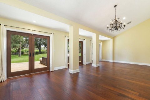 House in Palm Beach Gardens, Florida 4 bedrooms, 369.38 sq.m. № 2261708 - photo 11