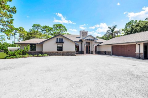 House in Palm Beach Gardens, Florida 4 bedrooms, 369.38 sq.m. № 2261708 - photo 3