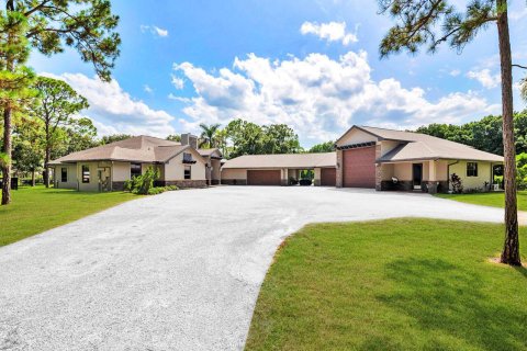 House in Palm Beach Gardens, Florida 4 bedrooms, 369.38 sq.m. № 2261708