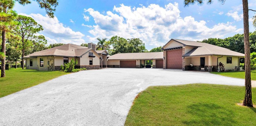 House in Palm Beach Gardens, Florida 4 bedrooms, 369.38 sq.m. № 2261708