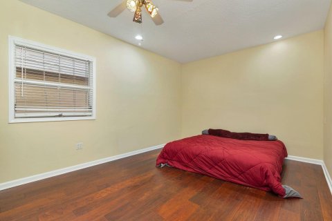 House in Palm Beach Gardens, Florida 4 bedrooms, 369.38 sq.m. № 2261708 - photo 24