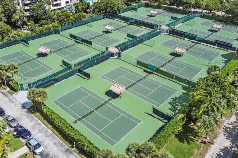 Condominio en venta en Key Biscayne, Florida, 3 dormitorios, 216.28 m2 № 2013141 - foto 5