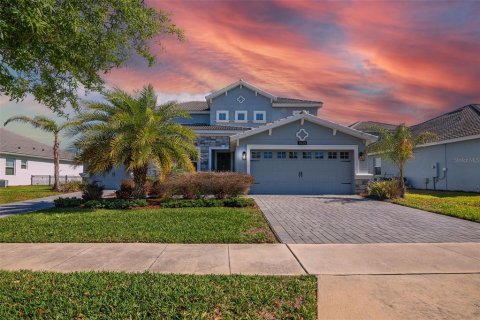 Casa en Four Corners, Florida 6 dormitorios, 358.42 m2 № 2123438