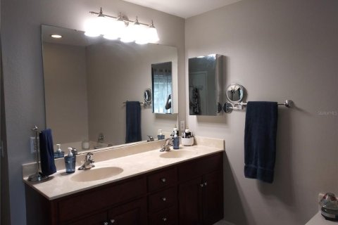 Villa ou maison à vendre à Chuluota, Floride: 4 chambres, 218.6 m2 № 2400485 - photo 24