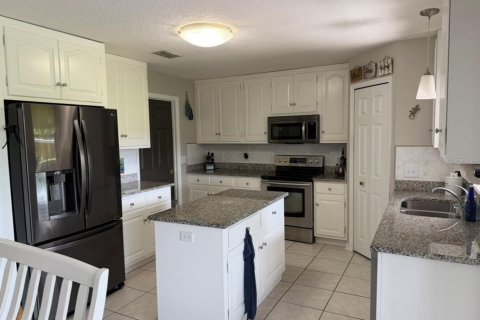 Villa ou maison à vendre à Chuluota, Floride: 4 chambres, 218.6 m2 № 2400485 - photo 16