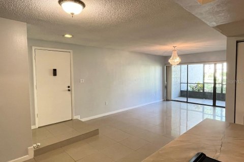 Condominio en alquiler en Orlando, Florida, 1 dormitorio, 60.85 m2 № 1799978 - foto 3