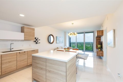 Copropriété à vendre à North Miami Beach, Floride: 2 chambres, 103.59 m2 № 2155014 - photo 4