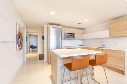 Copropriété à vendre à North Miami Beach, Floride: 2 chambres, 103.59 m2 № 2155014 - photo 9