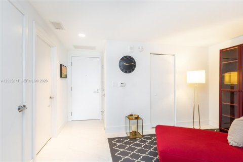 Copropriété à vendre à North Miami Beach, Floride: 2 chambres, 103.59 m2 № 2155014 - photo 26