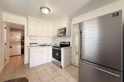 Casa en alquiler en North Miami Beach, Florida, 1 dormitorio, 41.62 m2 № 2020988 - foto 6