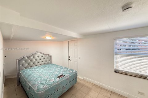 Casa en alquiler en North Miami Beach, Florida, 1 dormitorio, 41.62 m2 № 2020988 - foto 7