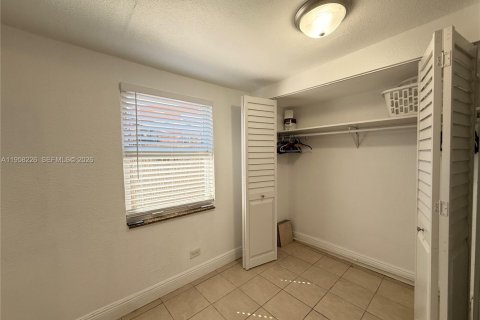Casa en alquiler en North Miami Beach, Florida, 1 dormitorio, 41.62 m2 № 2020988 - foto 9