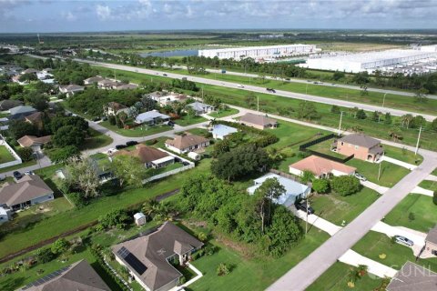 Land in Saint Lucie, Florida № 1901714 - photo 11