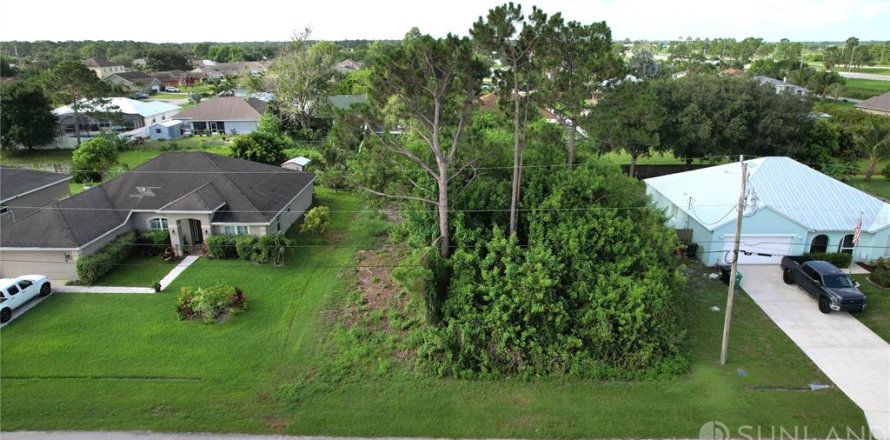 Land in Saint Lucie, Florida № 1901714