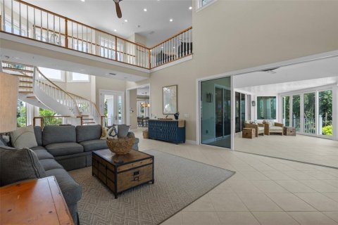 House in Boca Grande, Florida 3 bedrooms, 306.67 sq.m. № 1877383 - photo 18