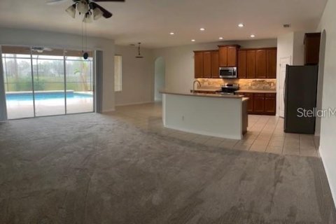 House in Riverview, Florida 4 bedrooms, 288.74 sq.m. № 1869786 - photo 7