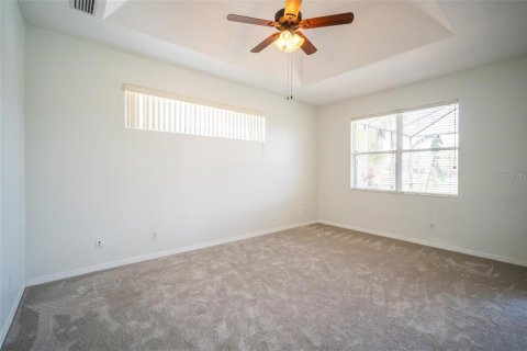 House in Riverview, Florida 4 bedrooms, 288.74 sq.m. № 1869786 - photo 14