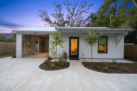 Casa en alquiler en Saint Augustine, Florida, 3 dormitorios, 129.13 m2 № 889640 - foto 1