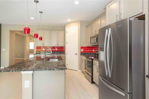 House in Davenport, Florida 3 bedrooms, 205.13 sq.m. № 1804755 - photo 7
