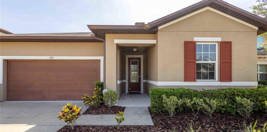 House in Davenport, Florida 3 bedrooms, 205.13 sq.m. № 1804755