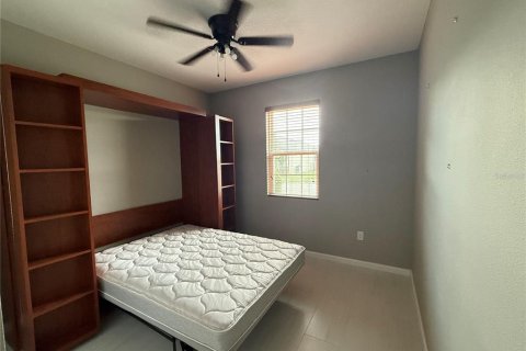 House in Davenport, Florida 3 bedrooms, 205.13 sq.m. № 1804755 - photo 13