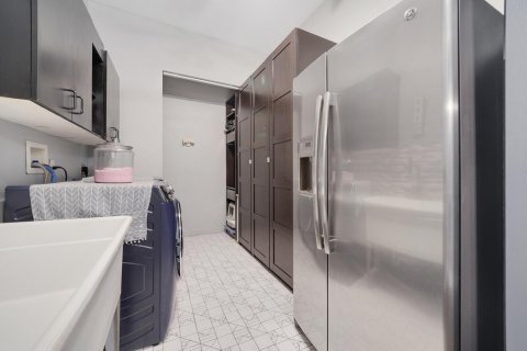 Villa ou maison à vendre à Palm City, Floride: 4 chambres, 401.62 m2 № 2387031 - photo 14