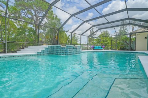 Villa ou maison à vendre à Palm City, Floride: 4 chambres, 401.62 m2 № 2387031 - photo 2