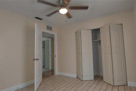 Villa ou maison à louer à Leesburg, Floride: 3 chambres, 147.99 m2 № 1837103 - photo 10