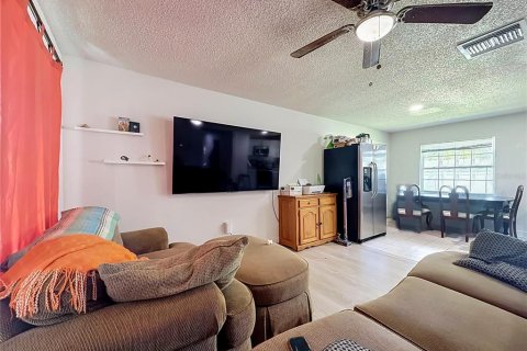Casa en venta en Orlando, Florida, 3 dormitorios, 89.19 m2 № 2384496 - foto 16