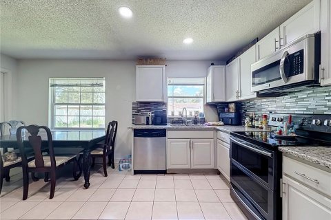 Casa en venta en Orlando, Florida, 3 dormitorios, 89.19 m2 № 2384496 - foto 12