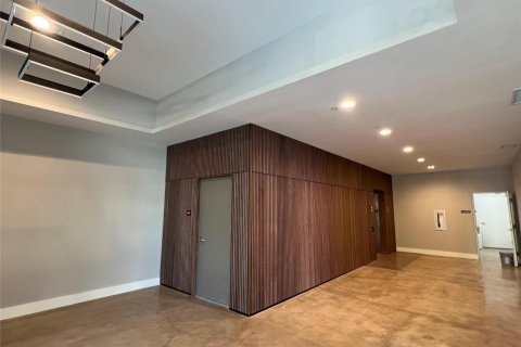 Condo in Hollywood, Florida, 1 bedroom № 2081480 - photo 16