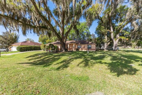 Villa ou maison à vendre à Ocala, Floride: 3 chambres, 159.98 m2 № 2142363 - photo 2