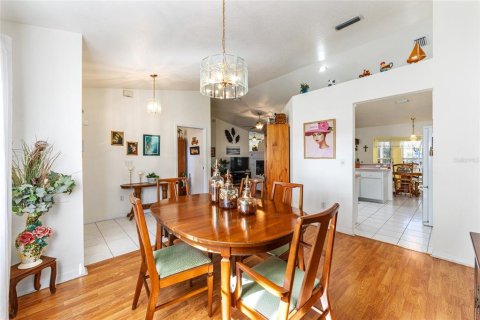 Villa ou maison à vendre à Ocala, Floride: 3 chambres, 159.98 m2 № 2142363 - photo 13