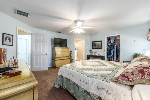 Villa ou maison à vendre à Ocala, Floride: 3 chambres, 159.98 m2 № 2142363 - photo 25