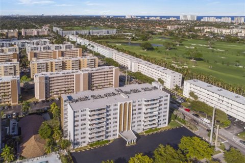 Купить кондоминиум в Халландейл-Бич, Флорида 2 спальни, 101.45м2, № 1874334 - фото 29