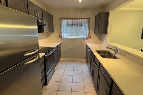 Condominio en alquiler en Sarasota, Florida, 3 dormitorios, 128.67 m2 № 2091482 - foto 2