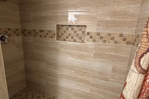 Condominio en alquiler en Sarasota, Florida, 3 dormitorios, 128.67 m2 № 2091482 - foto 12