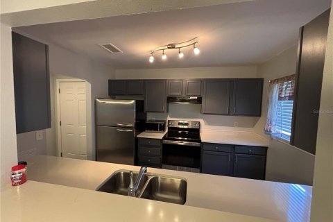 Condominio en alquiler en Sarasota, Florida, 3 dormitorios, 128.67 m2 № 2091482 - foto 3