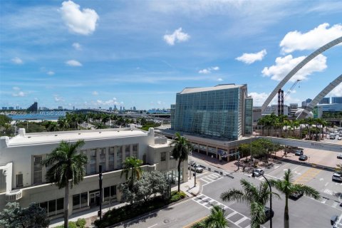 Copropriété à louer à Miami, Floride: 1 chambre № 2417611 - photo 3