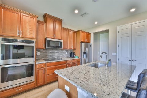 House in Riverview, Florida 4 bedrooms, 231.61 sq.m. № 1887141 - photo 4
