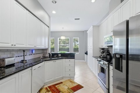 House in Bradenton, Florida 3 bedrooms, 189.43 sq.m. № 2208489 - photo 13