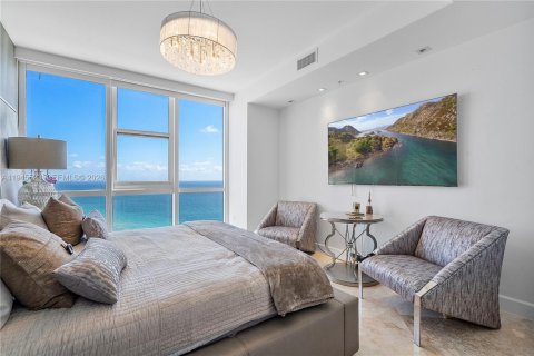 Condo in Sunny Isles Beach, Florida, 3 bedrooms  № 2003580 - photo 14