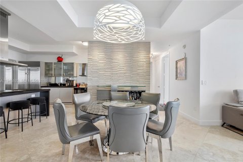 Condo in Sunny Isles Beach, Florida, 3 bedrooms  № 2003580 - photo 7