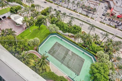 Condo in Sunny Isles Beach, Florida, 3 bedrooms  № 2003580 - photo 30