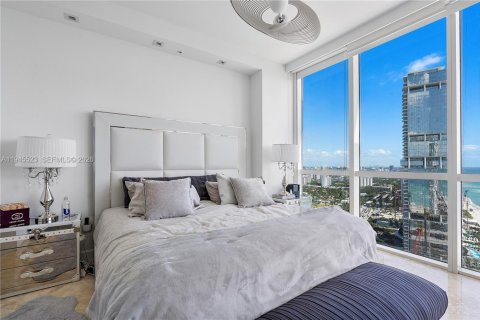 Condo in Sunny Isles Beach, Florida, 3 bedrooms  № 2003580 - photo 16